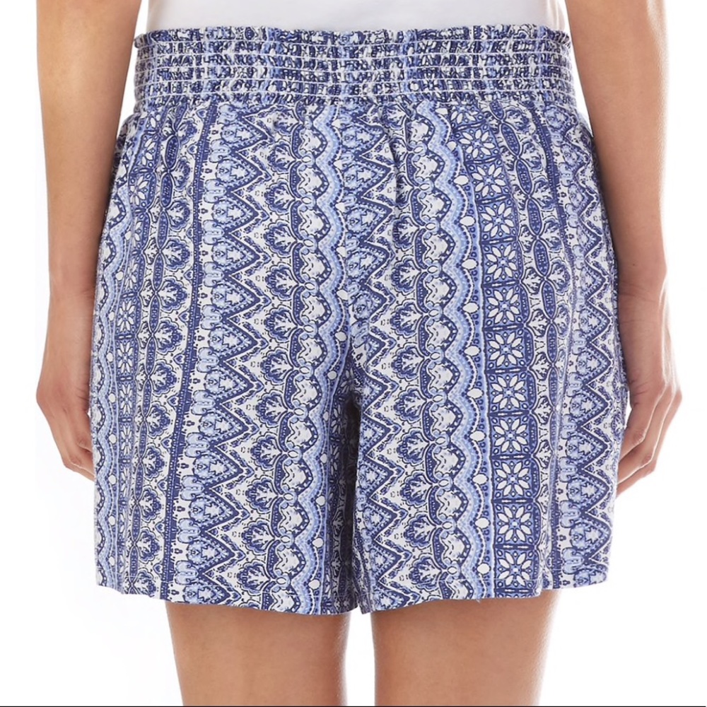 Lined Linen Shorts - Picture 10 of 10